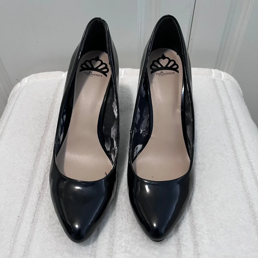 Fergalicious by Fergie “Caroline” Black Patent High Heel Pumps/Size 9.5.